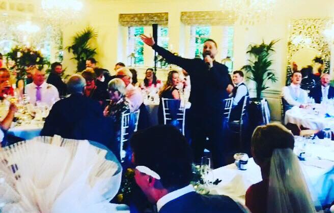 SINGING WAITERS HUDDERSFIELD SINGING WAITERS HUDDERSFIELD